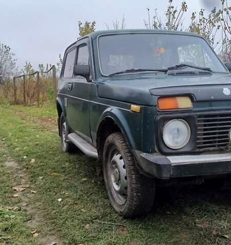 Зелений ВАЗ 2121 Нива, об'ємом двигуна 1.6 л та пробігом 280 тис. км за 1800 $, фото 4 на Automoto.ua