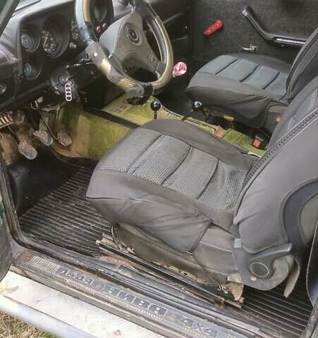 Зелений ВАЗ 2121 Нива, об'ємом двигуна 1.6 л та пробігом 280 тис. км за 1800 $, фото 2 на Automoto.ua