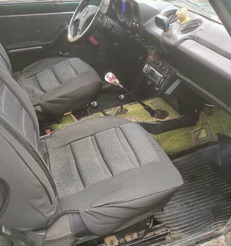 Зелений ВАЗ 2121 Нива, об'ємом двигуна 1.6 л та пробігом 280 тис. км за 1800 $, фото 5 на Automoto.ua