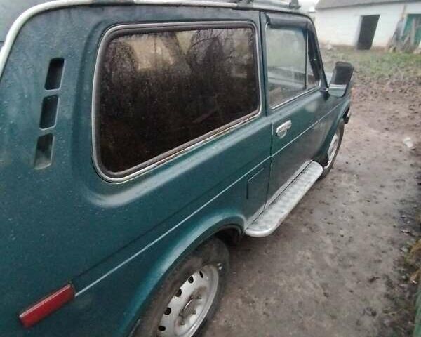 Зеленый ВАЗ 2121 Нива, объемом двигателя 1.69 л и пробегом 48 тыс. км за 2560 $, фото 3 на Automoto.ua