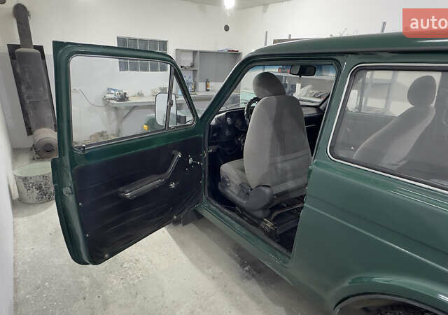 Зеленый ВАЗ 2121 Нива, объемом двигателя 0 л и пробегом 50 тыс. км за 2400 $, фото 12 на Automoto.ua