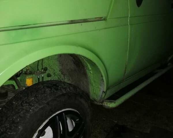 Зелений ВАЗ 2121 Нива, об'ємом двигуна 1.5 л та пробігом 200 тис. км за 2000 $, фото 3 на Automoto.ua
