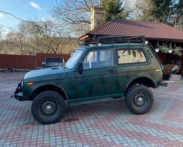 Зелений ВАЗ 2121 Нива, об'ємом двигуна 1.5 л та пробігом 10 тис. км за 3200 $, фото 4 на Automoto.ua