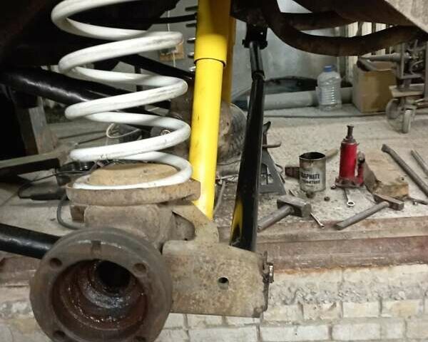 Зелений ВАЗ 2121 Нива, об'ємом двигуна 1.5 л та пробігом 200 тис. км за 2000 $, фото 4 на Automoto.ua