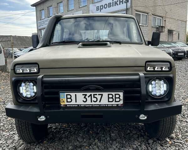 Зелений ВАЗ 2121 Нива, об'ємом двигуна 1.6 л та пробігом 119 тис. км за 3800 $, фото 9 на Automoto.ua