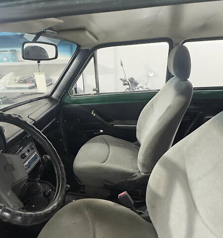 Зеленый ВАЗ 2121 Нива, объемом двигателя 0 л и пробегом 50 тыс. км за 2400 $, фото 11 на Automoto.ua