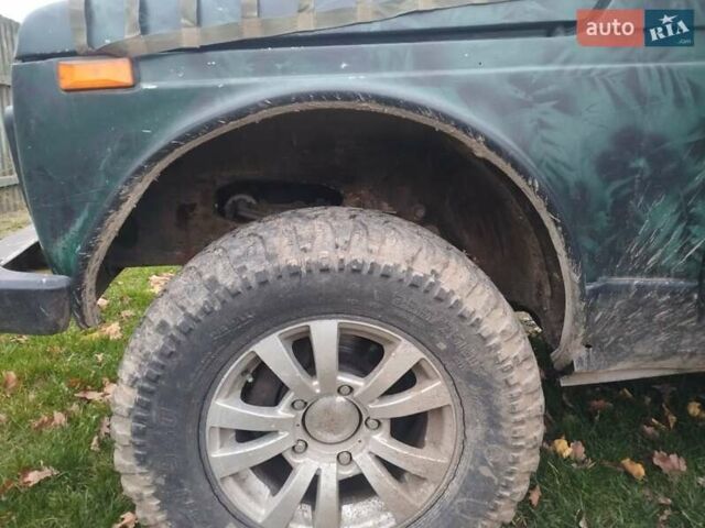 Зеленый ВАЗ 2121 Нива, объемом двигателя 1.6 л и пробегом 200 тыс. км за 1750 $, фото 3 на Automoto.ua