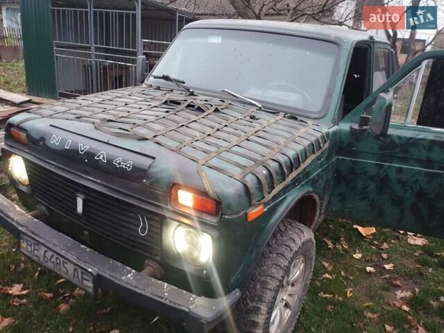 Зеленый ВАЗ 2121 Нива, объемом двигателя 1.6 л и пробегом 200 тыс. км за 1750 $, фото 10 на Automoto.ua