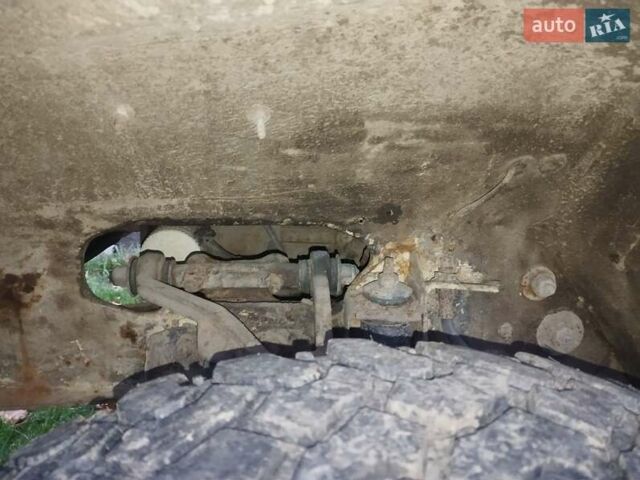 Зеленый ВАЗ 2121 Нива, объемом двигателя 1.6 л и пробегом 200 тыс. км за 1750 $, фото 9 на Automoto.ua