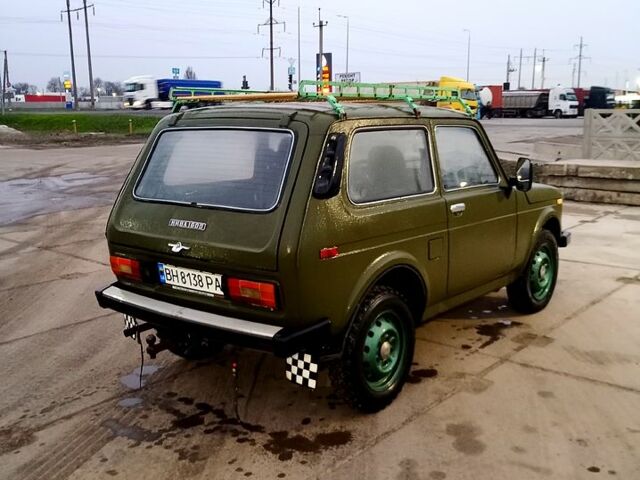 Зеленый ВАЗ 2121 Нива, объемом двигателя 1.6 л и пробегом 149 тыс. км за 2100 $, фото 3 на Automoto.ua