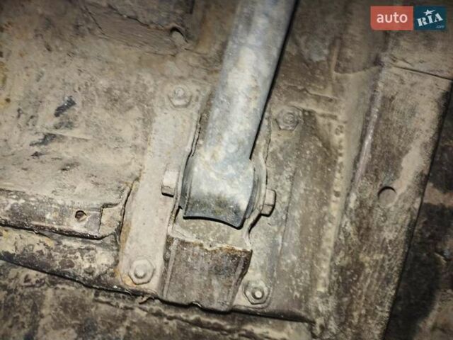 Зеленый ВАЗ 2121 Нива, объемом двигателя 1.6 л и пробегом 200 тыс. км за 1750 $, фото 8 на Automoto.ua