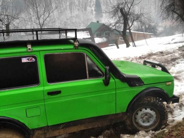 Зелений ВАЗ 2121 Нива, об'ємом двигуна 0.16 л та пробігом 150 тис. км за 1400 $, фото 1 на Automoto.ua