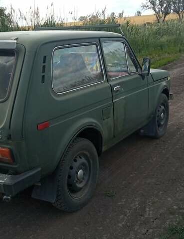 Зелений ВАЗ 2121 Нива, об'ємом двигуна 0 л та пробігом 100 тис. км за 1600 $, фото 2 на Automoto.ua
