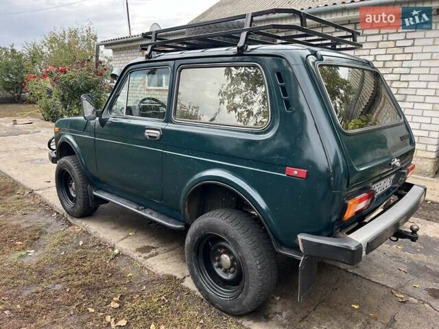 Зеленый ВАЗ 2121 Нива, объемом двигателя 1.6 л и пробегом 200 тыс. км за 2200 $, фото 9 на Automoto.ua