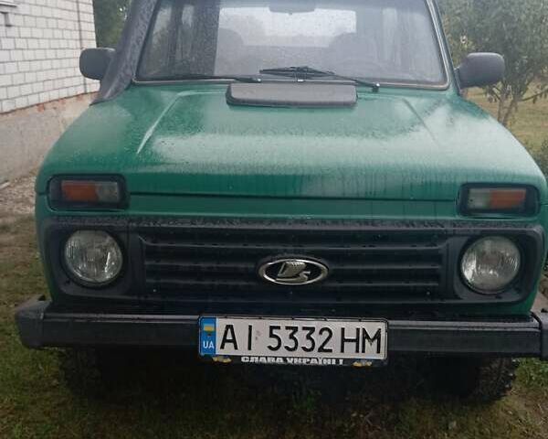 Зеленый ВАЗ 2121 Нива, объемом двигателя 1.57 л и пробегом 1 тыс. км за 3200 $, фото 3 на Automoto.ua