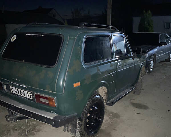 Зелений ВАЗ 2121 Нива, об'ємом двигуна 1.6 л та пробігом 120 тис. км за 2500 $, фото 18 на Automoto.ua