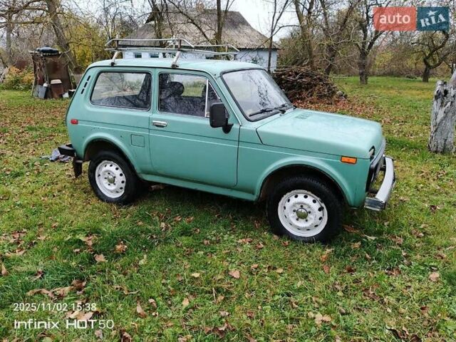 Зеленый ВАЗ 2121 Нива, объемом двигателя 1.6 л и пробегом 167 тыс. км за 2300 $, фото 4 на Automoto.ua