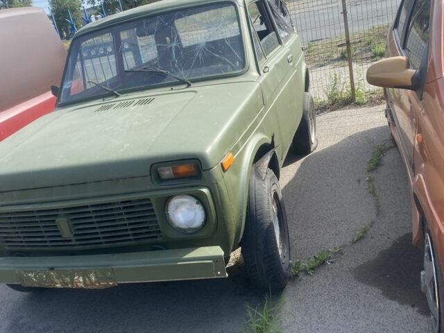Зелений ВАЗ 2121, об'ємом двигуна 1.6 л та пробігом 255 тис. км за 550 $, фото 2 на Automoto.ua