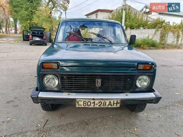 Зеленый ВАЗ 2121 Нива, объемом двигателя 1.6 л и пробегом 222 тыс. км за 750 $, фото 4 на Automoto.ua