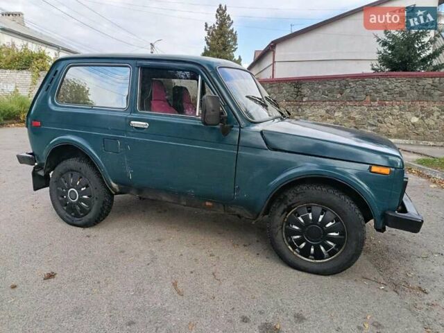 Зеленый ВАЗ 2121 Нива, объемом двигателя 1.6 л и пробегом 222 тыс. км за 750 $, фото 1 на Automoto.ua
