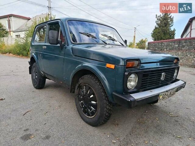 Зеленый ВАЗ 2121 Нива, объемом двигателя 1.6 л и пробегом 222 тыс. км за 750 $, фото 3 на Automoto.ua