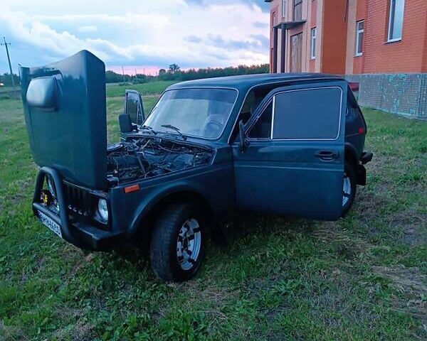Зеленый ВАЗ 2121 Нива, объемом двигателя 1.57 л и пробегом 100 тыс. км за 2500 $, фото 7 на Automoto.ua