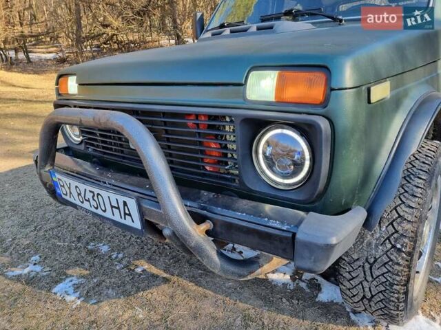 Зеленый ВАЗ 2121 Нива, объемом двигателя 1.6 л и пробегом 126 тыс. км за 2300 $, фото 10 на Automoto.ua