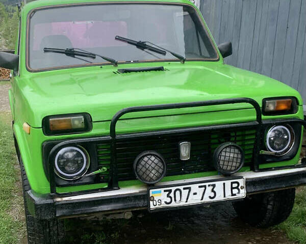 Зелений ВАЗ 2121 Нива, об'ємом двигуна 1.6 л та пробігом 128 тис. км за 2100 $, фото 5 на Automoto.ua