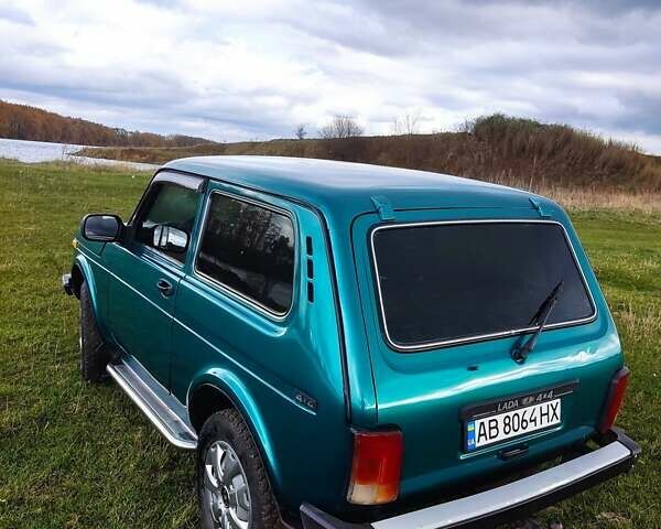 Зеленый ВАЗ 2121 Нива, объемом двигателя 1.7 л и пробегом 280 тыс. км за 4200 $, фото 2 на Automoto.ua