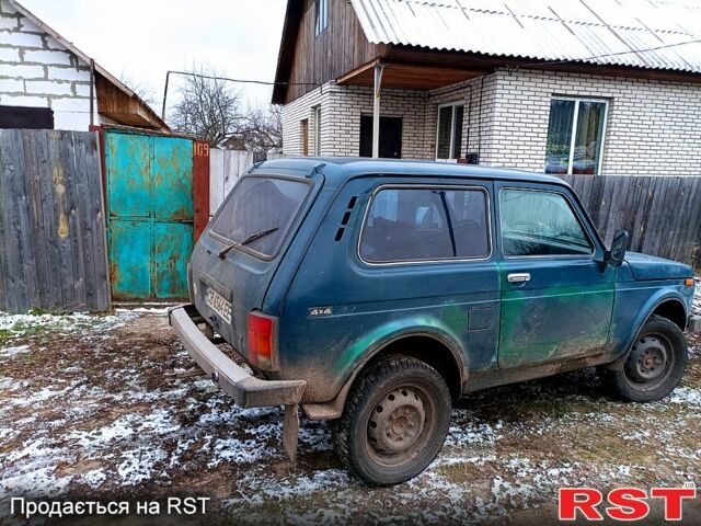 Зелений ВАЗ 2121 Нива, об'ємом двигуна 1.7 л та пробігом 146 тис. км за 2400 $, фото 6 на Automoto.ua