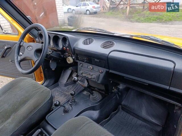 Оранжевый ВАЗ 2121 Нива, объемом двигателя 1.6 л и пробегом 72 тыс. км за 2950 $, фото 19 на Automoto.ua