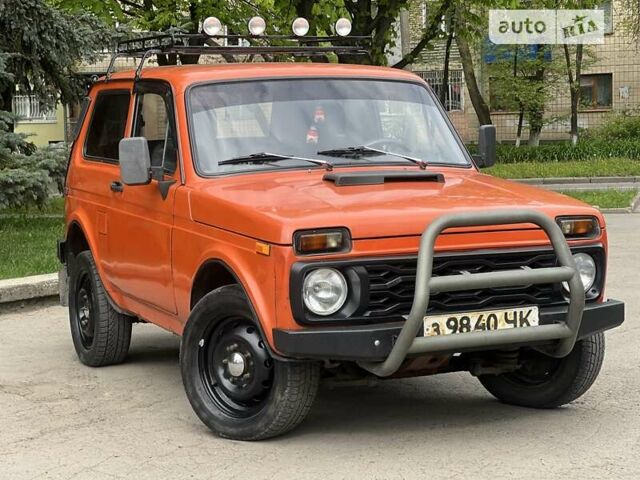 Оранжевый ВАЗ 2121 Нива, объемом двигателя 1.6 л и пробегом 34 тыс. км за 2150 $, фото 6 на Automoto.ua