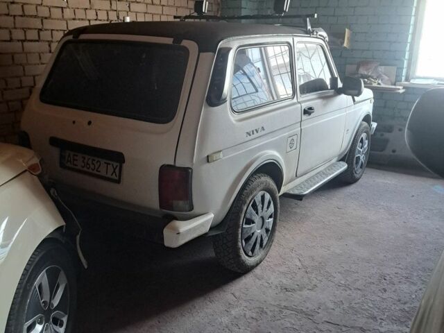 Белый ВАЗ 21213 Niva, объемом двигателя 1.7 л и пробегом 97 тыс. км за 2000 $, фото 5 на Automoto.ua