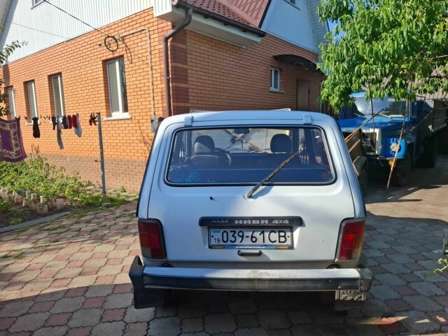 Белый ВАЗ 21213 Niva, объемом двигателя 1.7 л и пробегом 2 тыс. км за 2300 $, фото 2 на Automoto.ua