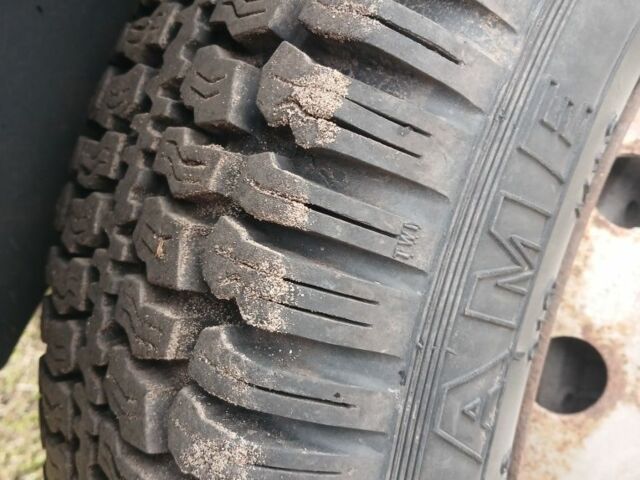 Белый ВАЗ 21213 Niva, объемом двигателя 1.7 л и пробегом 75 тыс. км за 2500 $, фото 6 на Automoto.ua