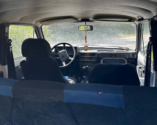 Белый ВАЗ 21213 Niva, объемом двигателя 1.7 л и пробегом 163 тыс. км за 1900 $, фото 5 на Automoto.ua