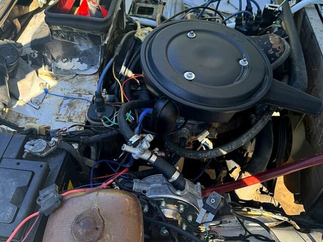 Белый ВАЗ 21213 Niva, объемом двигателя 1.7 л и пробегом 100 тыс. км за 2500 $, фото 3 на Automoto.ua