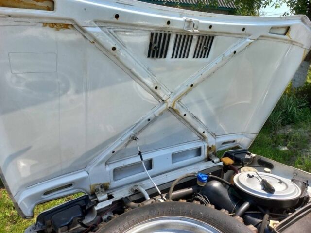 Белый ВАЗ 21213 Niva, объемом двигателя 1.6 л и пробегом 206 тыс. км за 3500 $, фото 12 на Automoto.ua