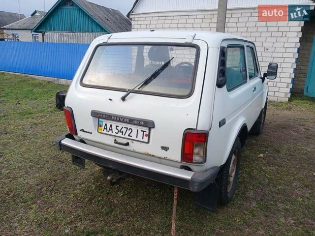 Белый ВАЗ 21213 Niva, объемом двигателя 1.7 л и пробегом 78 тыс. км за 2500 $, фото 5 на Automoto.ua