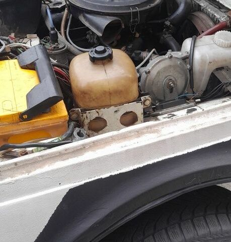 Белый ВАЗ 21213 Niva, объемом двигателя 1 л и пробегом 250 тыс. км за 50000 $, фото 7 на Automoto.ua