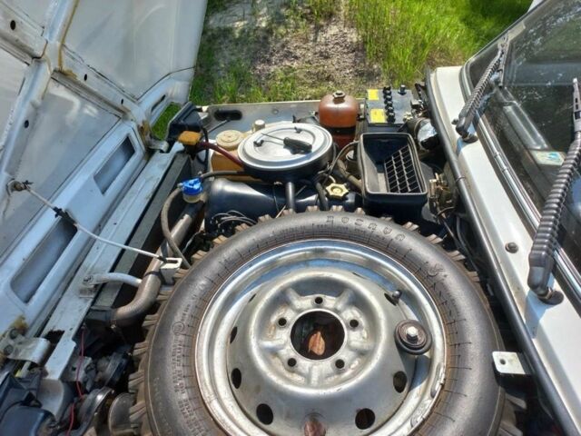 Белый ВАЗ 21213 Niva, объемом двигателя 1.6 л и пробегом 206 тыс. км за 3500 $, фото 4 на Automoto.ua