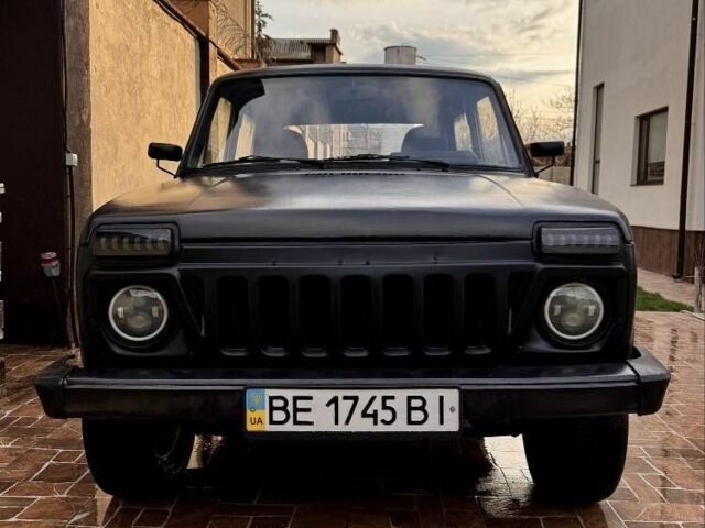 Белый ВАЗ 21213 Niva, объемом двигателя 1.6 л и пробегом 213 тыс. км за 2000 $, фото 1 на Automoto.ua