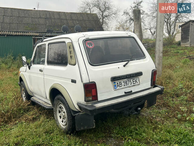 Белый ВАЗ 21213 Niva, объемом двигателя 1.7 л и пробегом 150 тыс. км за 1900 $, фото 8 на Automoto.ua