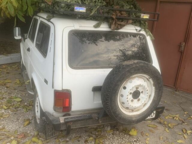 Білий ВАЗ 21213 Niva, об'ємом двигуна 1.7 л та пробігом 125 тис. км за 2900 $, фото 6 на Automoto.ua