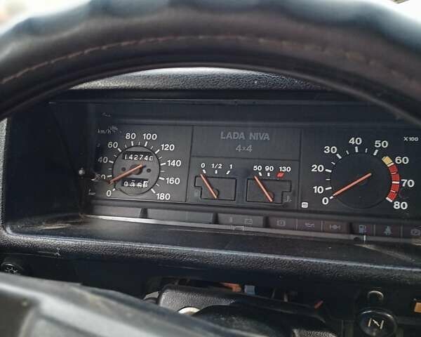 Белый ВАЗ 21213 Niva, объемом двигателя 1.7 л и пробегом 142 тыс. км за 1400 $, фото 12 на Automoto.ua