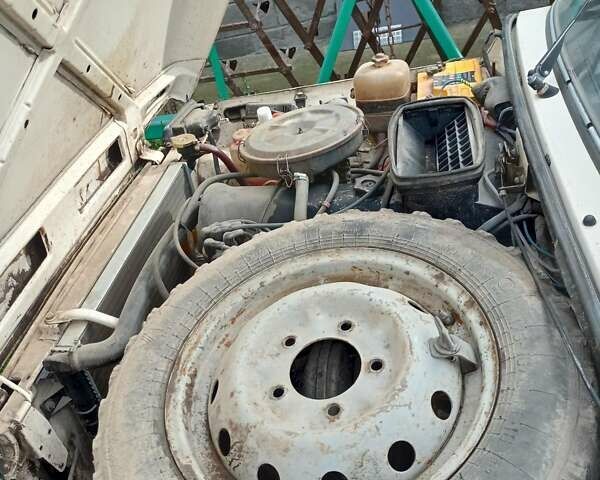 Белый ВАЗ 21213 Niva, объемом двигателя 1.7 л и пробегом 142 тыс. км за 1400 $, фото 4 на Automoto.ua