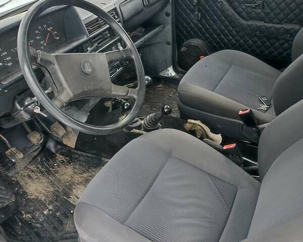 Белый ВАЗ 21213 Niva, объемом двигателя 0 л и пробегом 250 тыс. км за 3200 $, фото 5 на Automoto.ua