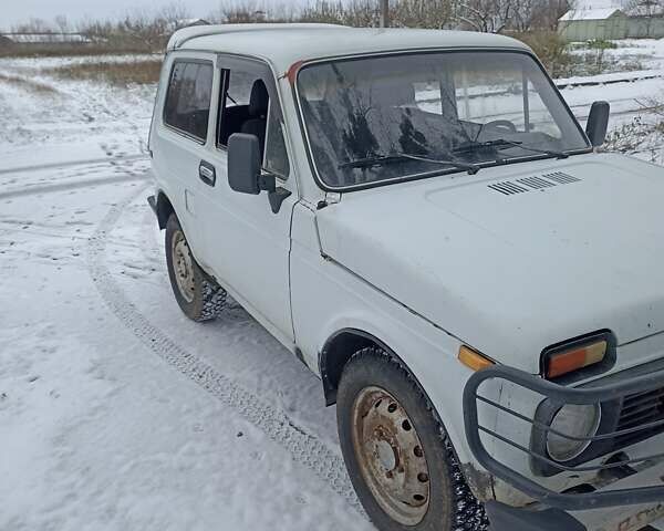 Белый ВАЗ 21213 Niva, объемом двигателя 0 л и пробегом 250 тыс. км за 3200 $, фото 4 на Automoto.ua