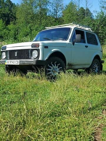 Белый ВАЗ 21213 Niva, объемом двигателя 0 л и пробегом 10 тыс. км за 2100 $, фото 3 на Automoto.ua