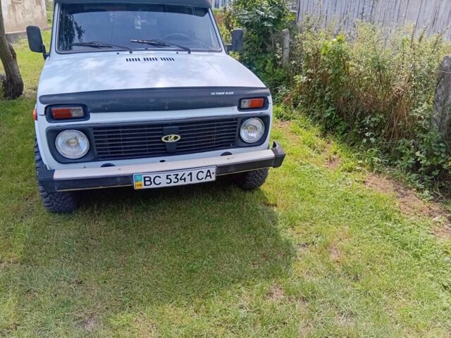 Білий ВАЗ 21213 Niva, об'ємом двигуна 1.7 л та пробігом 120 тис. км за 2300 $, фото 7 на Automoto.ua